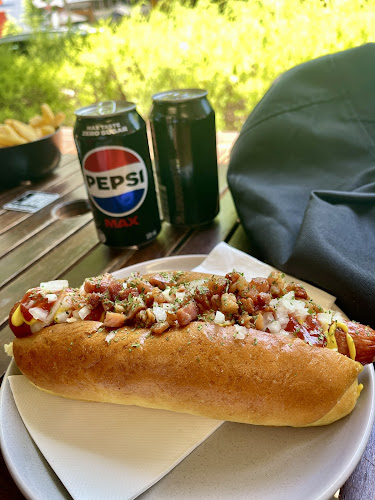 Opinii despre Monroe's Burgers & Beers în Melbourne - Hospitality and gastronomy