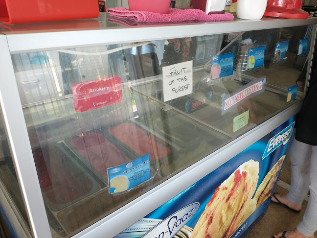 The Mogo Ice Creamery - Hospitality and gastronomy