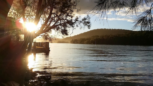 Opinii despre Lake Conjola Liquor & General Store în Sydney - Hospitality and gastronomy