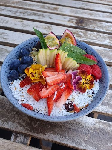 Yarnsy's Cafe & Art Space - Hospitality and gastronomy