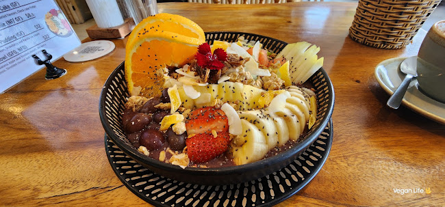 Doko Demo V - Burleigh Waters