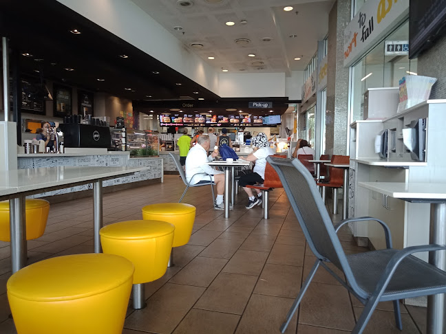 Comentarii opinii despre McDonald's Coolangatta II