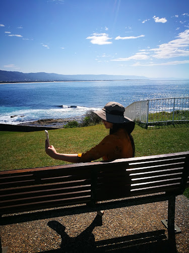 Endeavour Dr, Wollongong NSW 2500