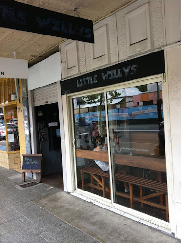 Comentarii opinii despre Little Willy's