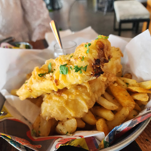 Steamers Bar and Grill