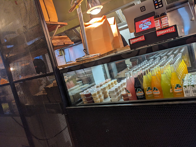 Opinii despre Smashville Geelong în Newcomb - Hospitality and gastronomy