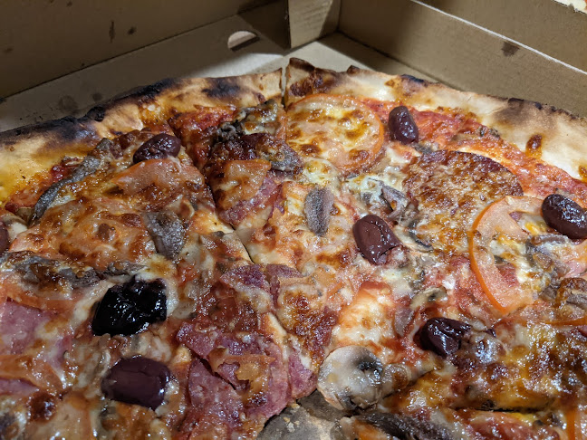 Milton Woodfire Pizza - Hospitality and gastronomy