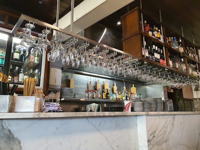 Comentarii opinii despre The Rocks Cafe