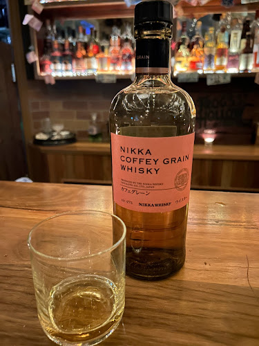 Frog's Hollow Saloon