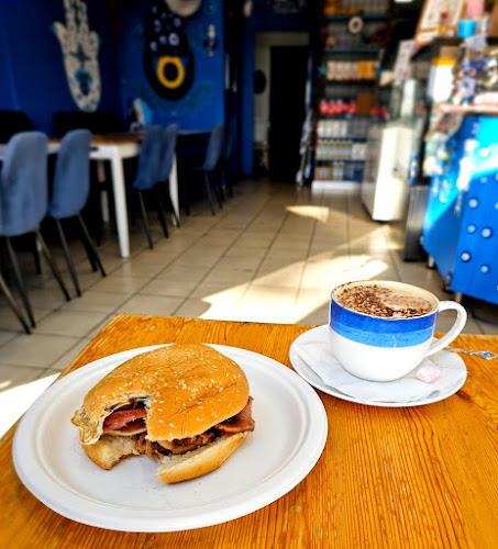 Comentarii opinii despre Evil Eye Beach Cafe