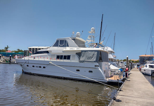 11 Buccaneer Dr, Urangan QLD 4655