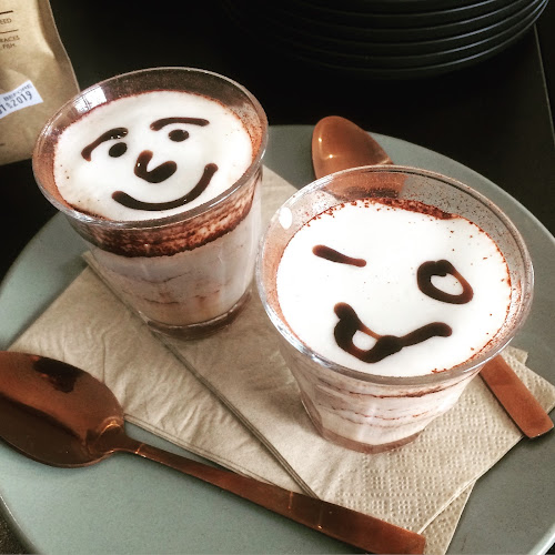 Smoke On The Water Coffeeshop - Hospitality and gastronomy