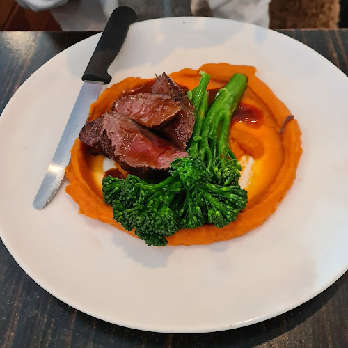 22 Wendouree Parade, Lake Wendouree VIC 3350