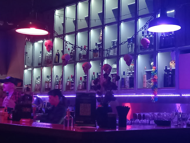 Comentarii opinii despre Obsidian Alternative Bar