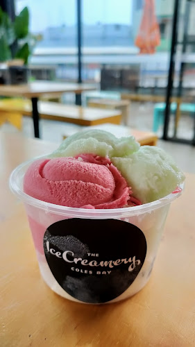 4 Garnet Ave, Coles Bay TAS 7215