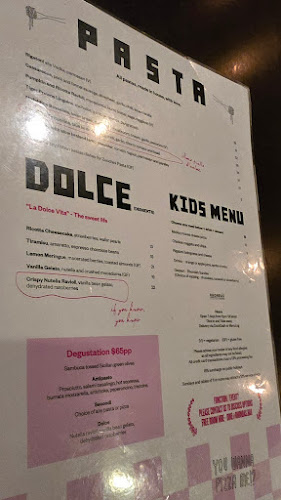 Rhonda's Bar & Restaurant