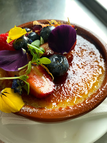 Opinii despre Victor's Restaurant & Events în Melbourne - Hospitality and gastronomy