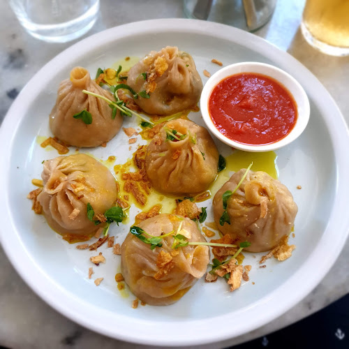 Momo Wholefood - Hospitality and gastronomy