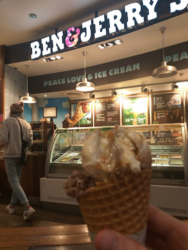 Comentarii opinii despre Ben & Jerry’s