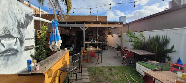 Sounds On West - Hospitality and gastronomy