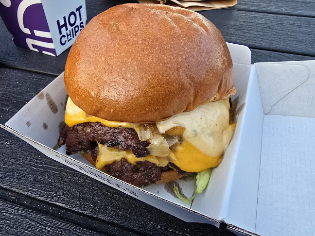 93 Chapel St, Roselands NSW 2196