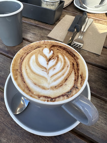 Comentarii opinii despre Bellyfish Cafe