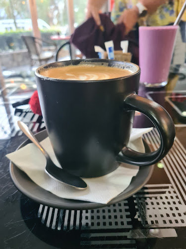 Comentarii opinii despre Cafe 37