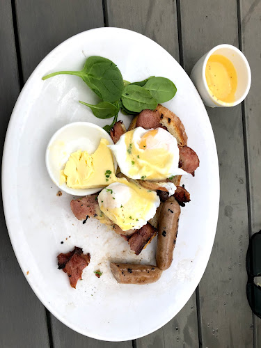 The Deck Cafe Lovedale - Hospitality and gastronomy