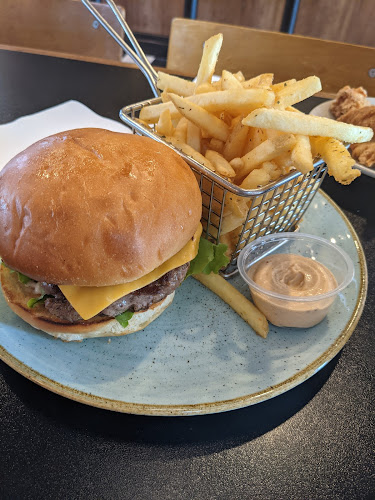 Burger Urge (Greenhills) - East Maitland