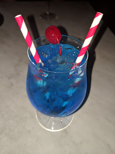 Two Fingers Bar - Albury