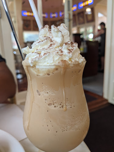 Poets Cafe - Montville