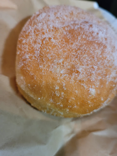 Comentarii opinii despre Rebel Donuts West End