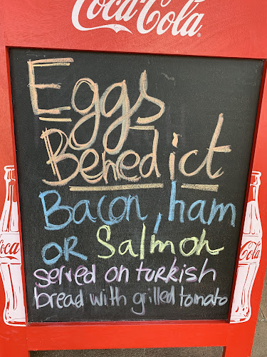 La Promenade Cafe - Hospitality and gastronomy