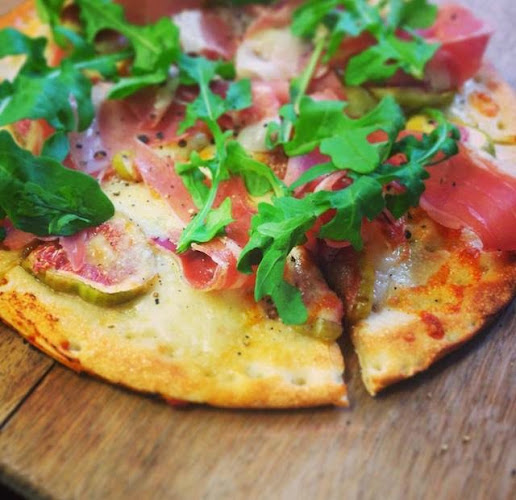 Cargo Bar Pizza Lounge - Battery Point