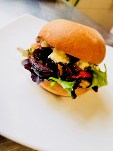 The Parade Cafe - Hazelbrook