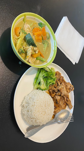 Comentarii opinii despre Natt Thai Alkimos