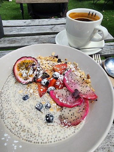 Opinii despre Wildflour Artisan Bakery & Cafe în Fyshwick - Hospitality and gastronomy