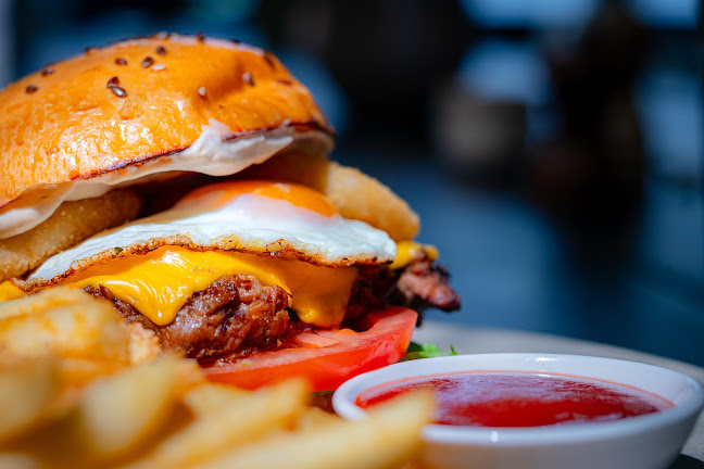 WoodHouse Cafe - Belmont