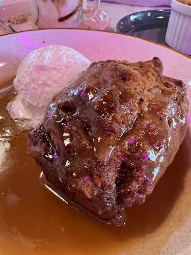 Treatz - Hospitality and gastronomy