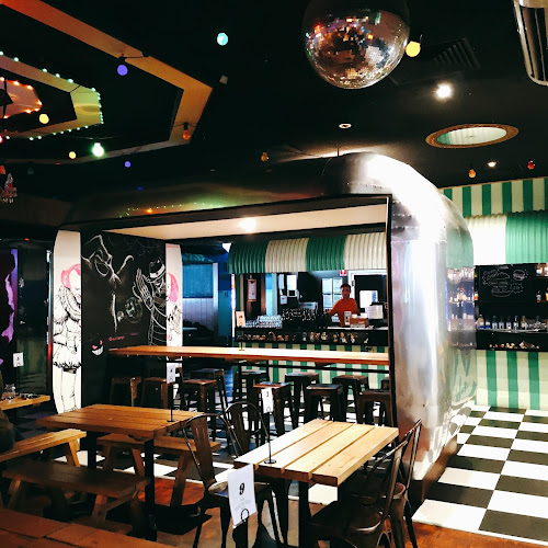 Grand Trailer Park Taverna