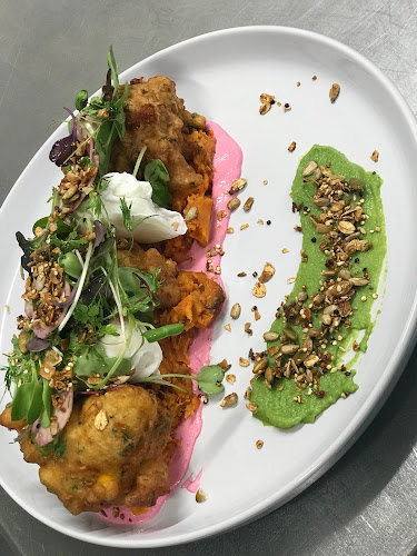 Palavas les Flots International Restaurant - Hospitality and gastronomy