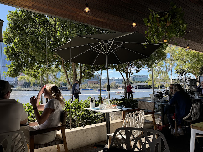The Jetty South Bank - Hospitality and gastronomy