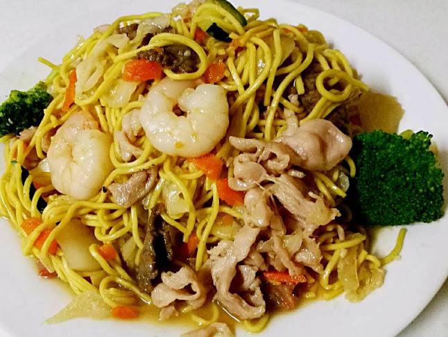 Special Chinese Noodles & Sushi - Hospitality and gastronomy