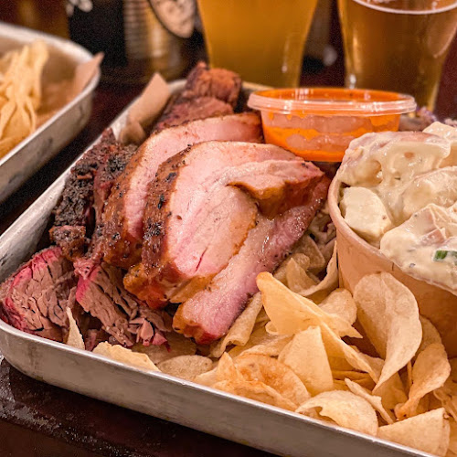 Smokin Bro & Co - Hospitality and gastronomy