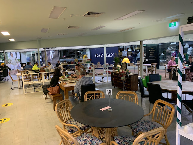 Fat Goose Crossing - Hospitality and gastronomy