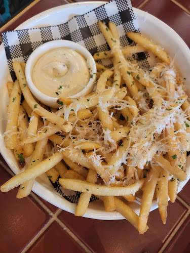 Pumphouse Restaurant & Bar - Hospitality and gastronomy