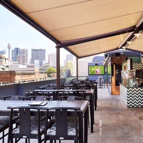 Comentarii opinii despre Keg & Brew Hotel