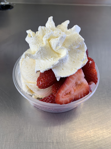 Opinii despre Strawberries Galore Adelaide & Oakbank în Adelaide - Hospitality and gastronomy