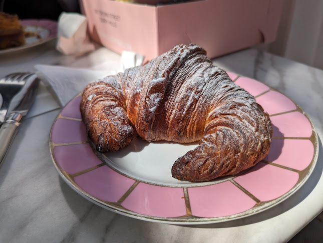 Lode Pies & Pastries Surry Hills - Surry Hills