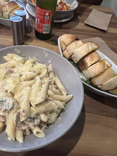 Tredici Woodfired Pizza Bar & Restaurant Caloundra - Hospitality and gastronomy